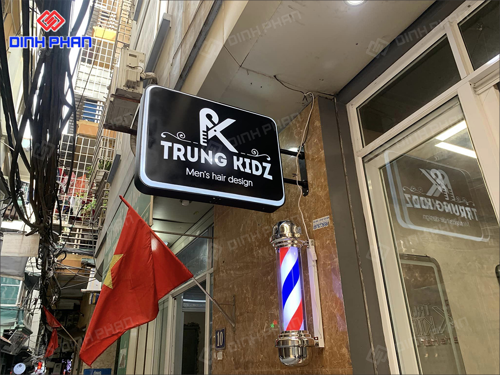 Hộp đèn tiệm cắt tóc