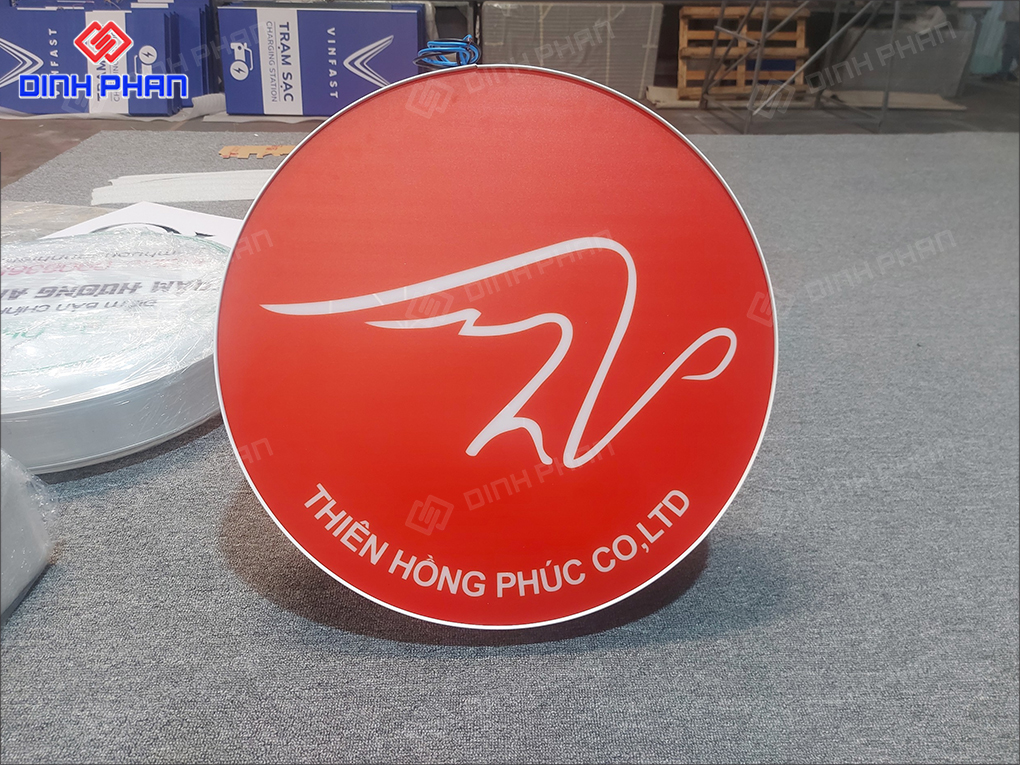 Hộp đèn cửa hàng