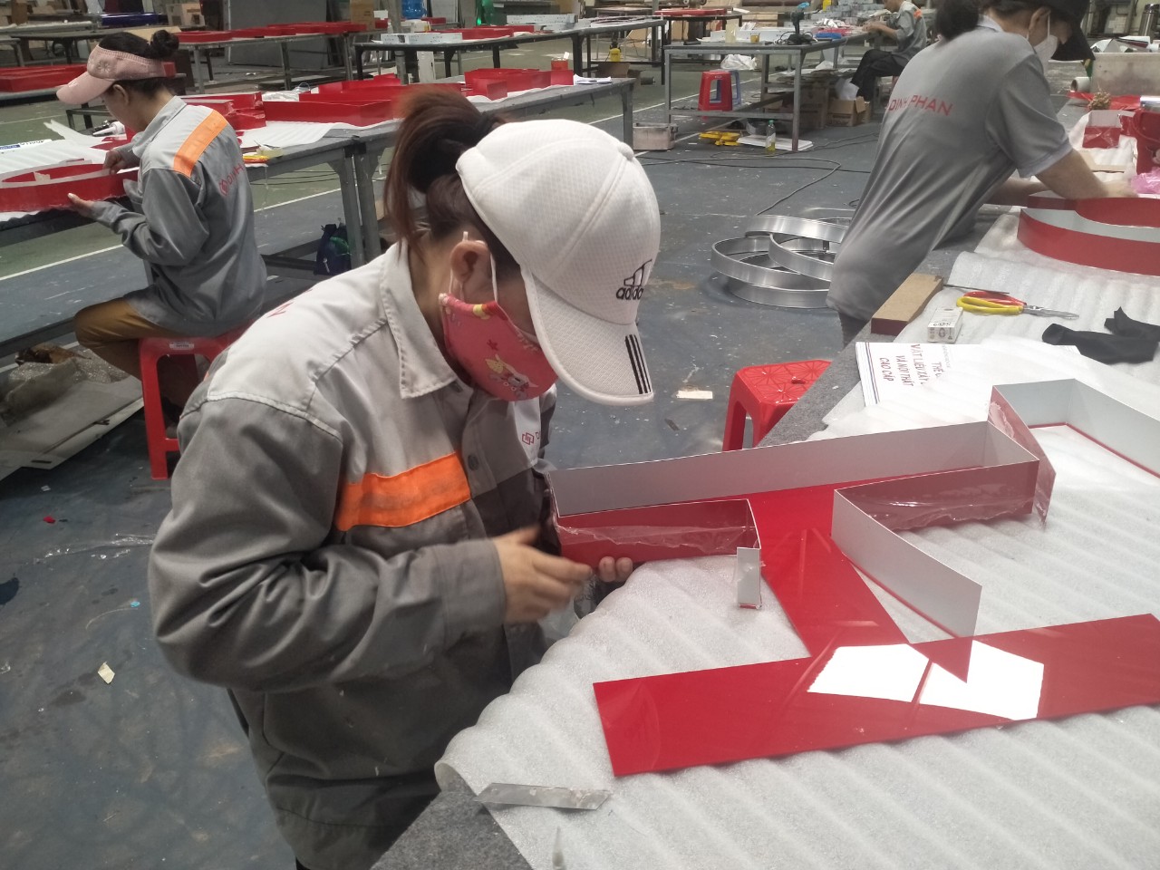 Làm Bảng Hiệu Chữ Nhôm Buôn Ma Thuột