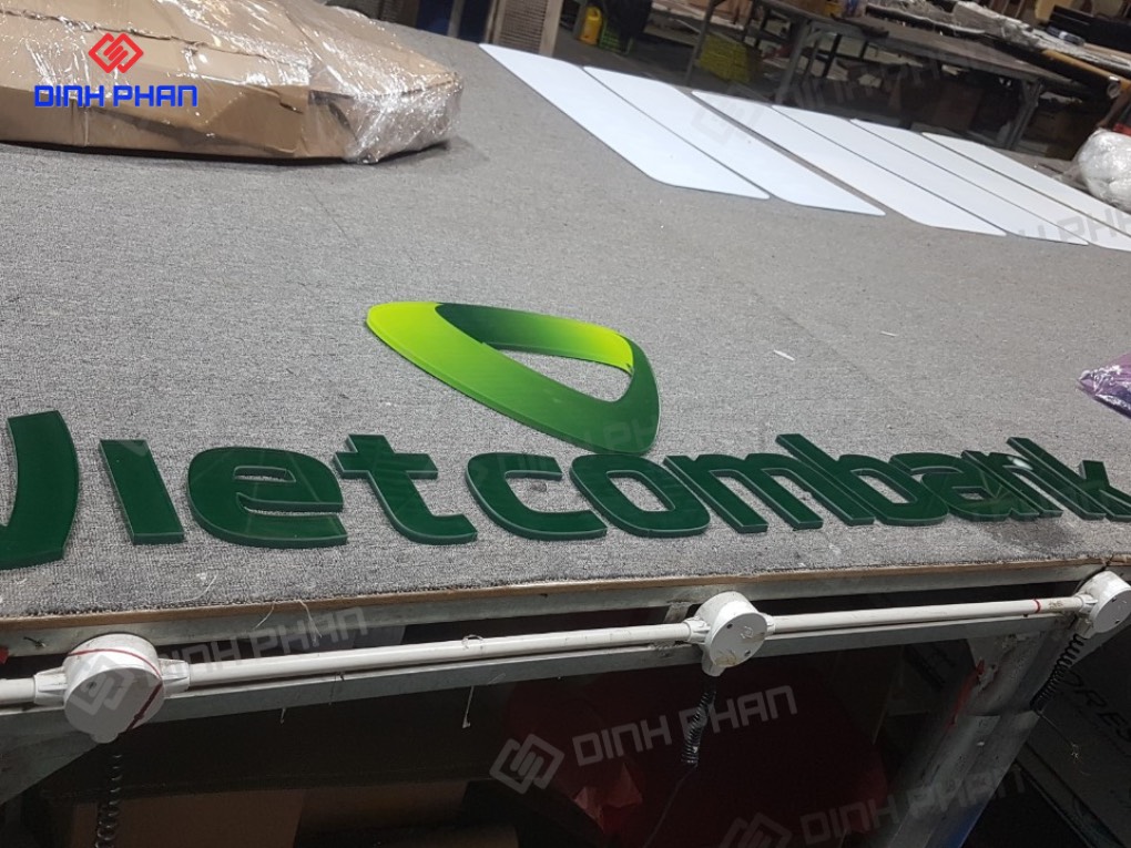 Làm Bảng Hiệu Chữ Nhôm Vietcombank Buôn Ma Thuột