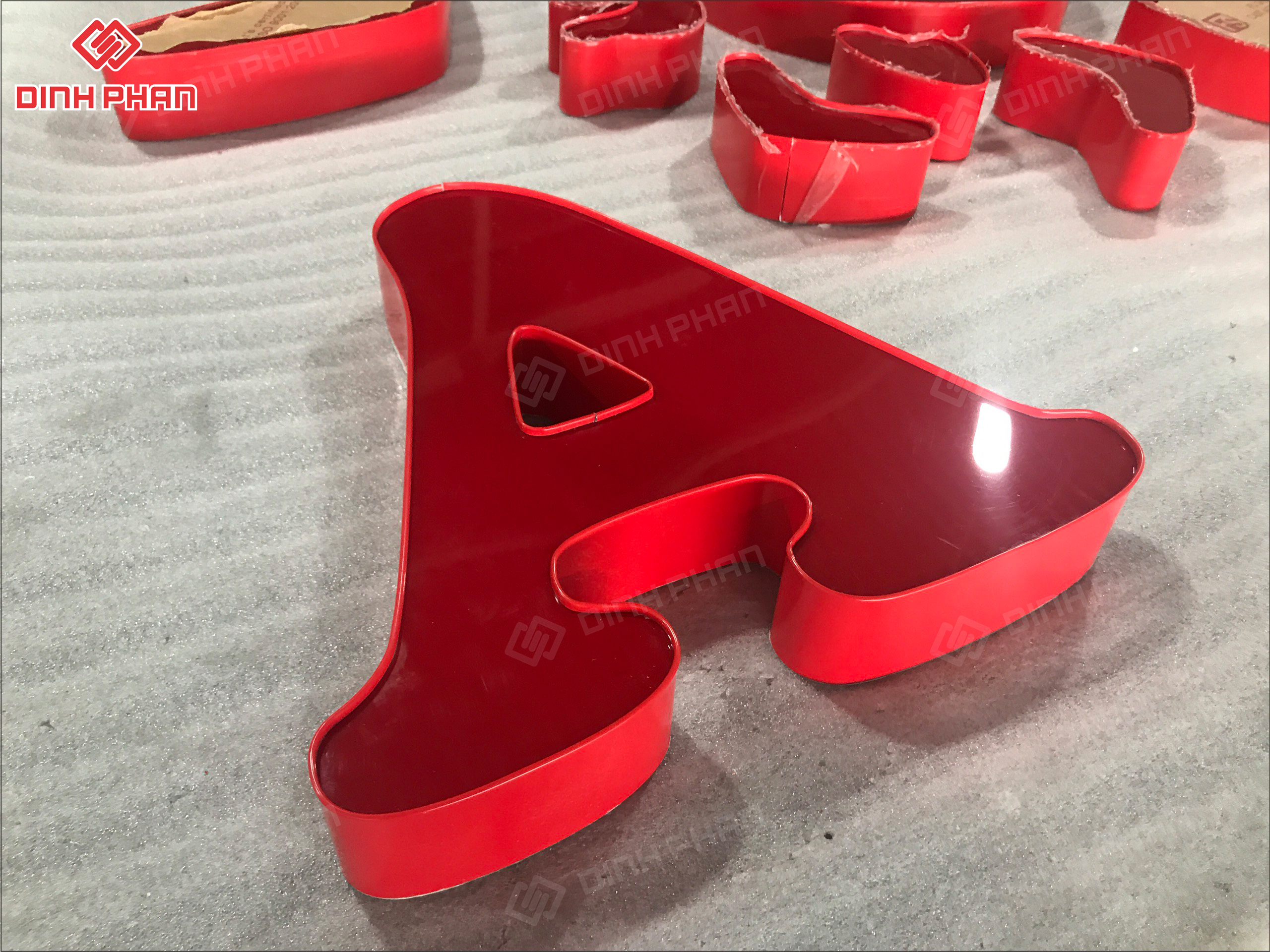 Làm Bảng Hiệu Chữ Nhôm Buôn Ma Thuột