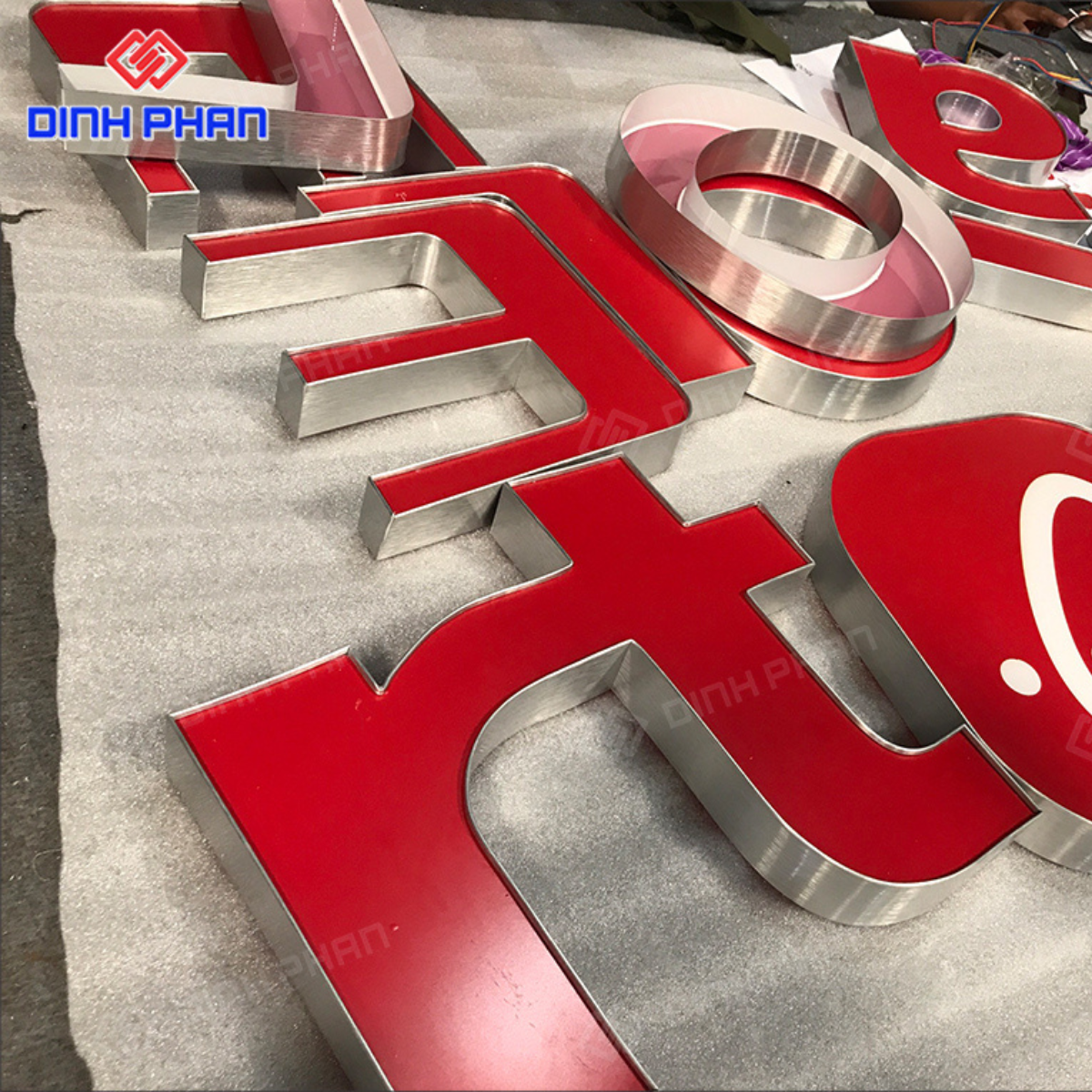 Làm Bảng Hiệu Đèn LED Buôn Ma Thuột 1