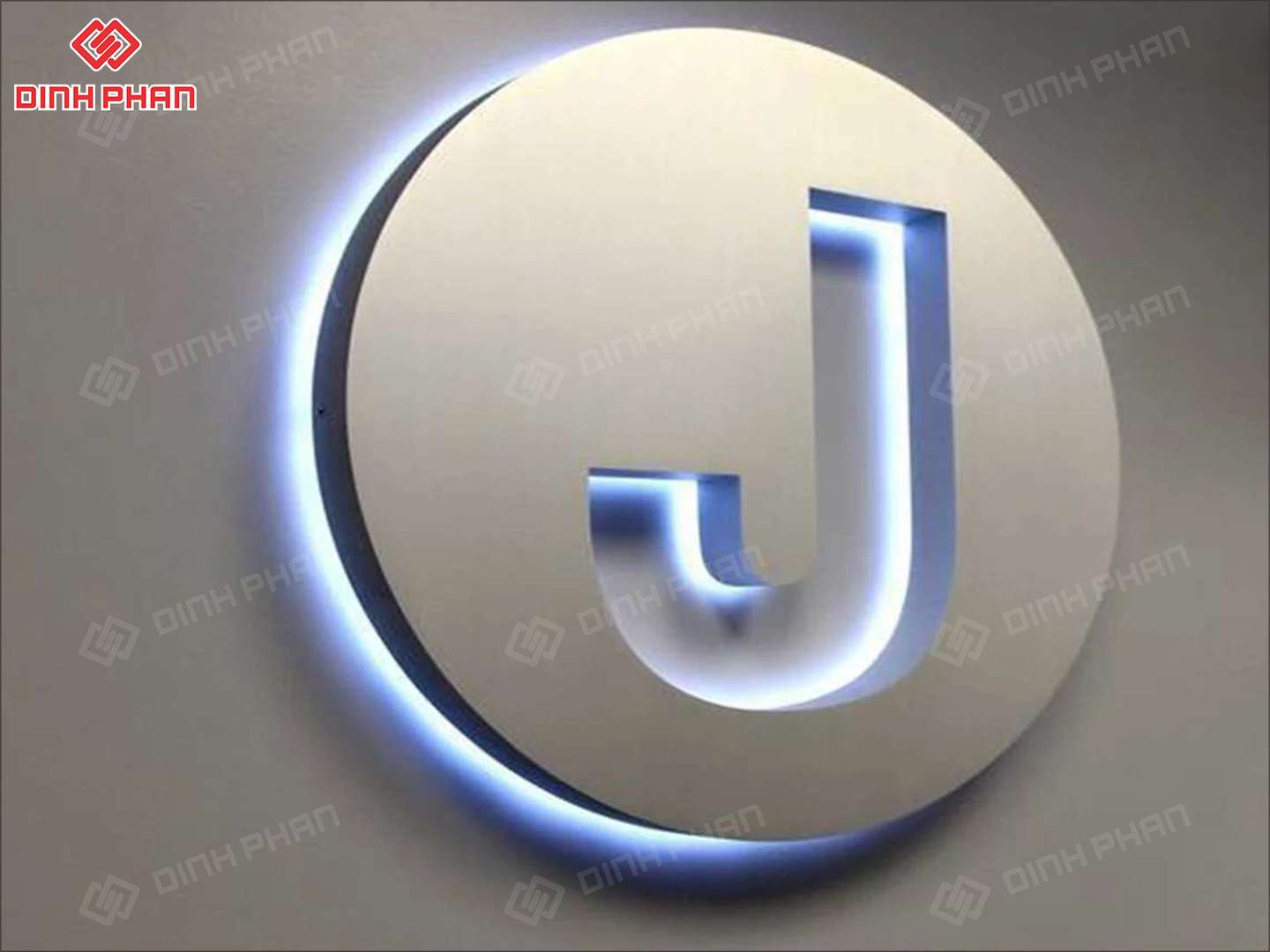 Làm Chữ J Inox lắp đèn siêu đẹp