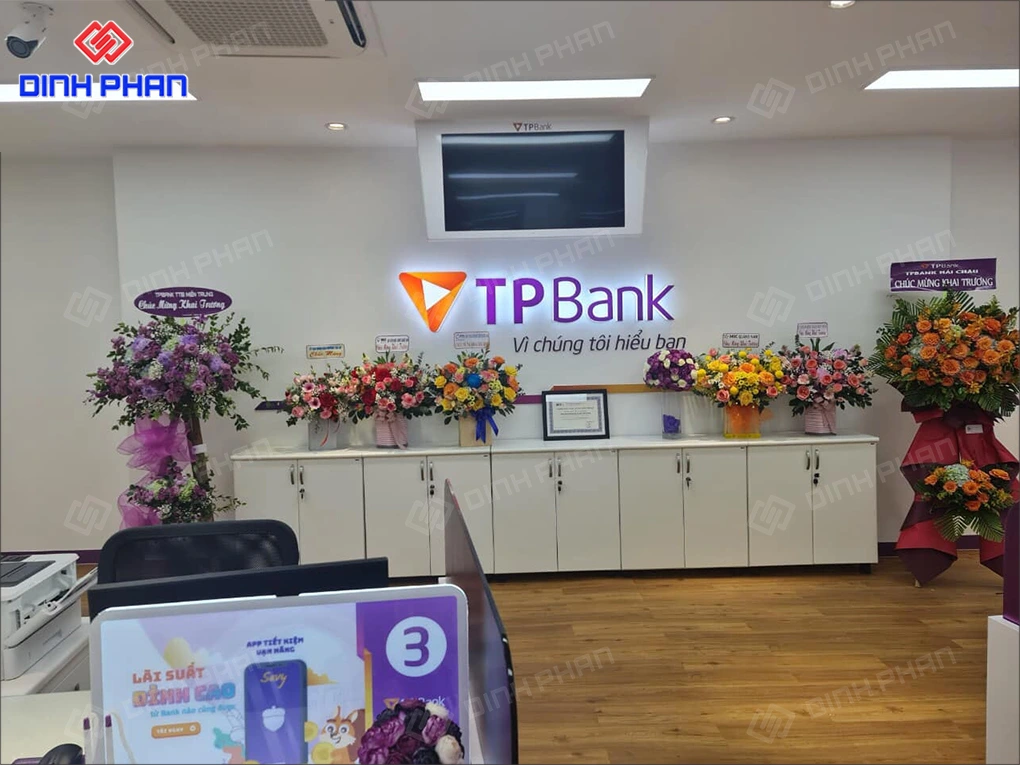 làm bảng hiệu quảng cáo bmt