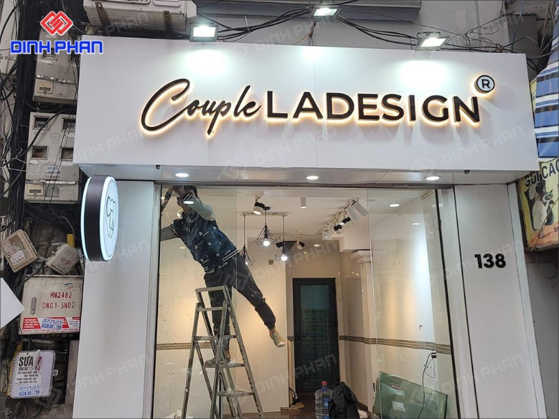 làm bảng hiệu bmt