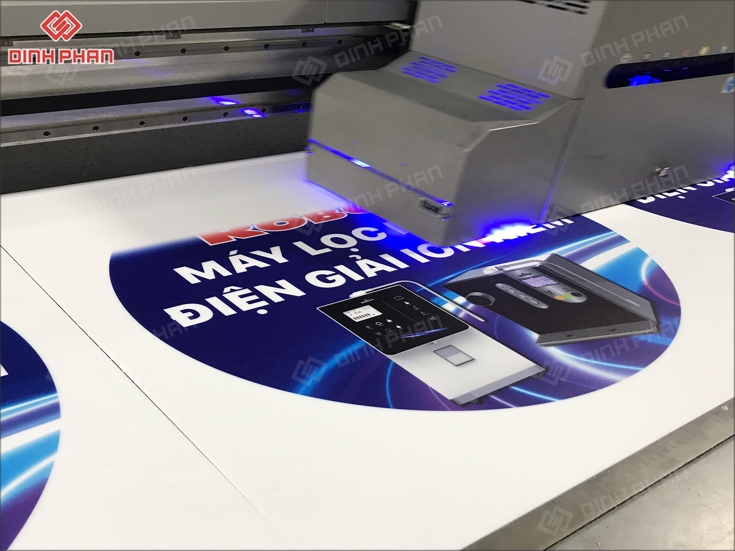 In UV Màu Đắk Lắk