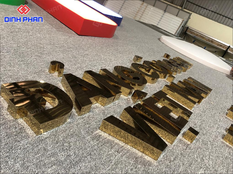 Chữ inox vàng gương Đắk Lắk