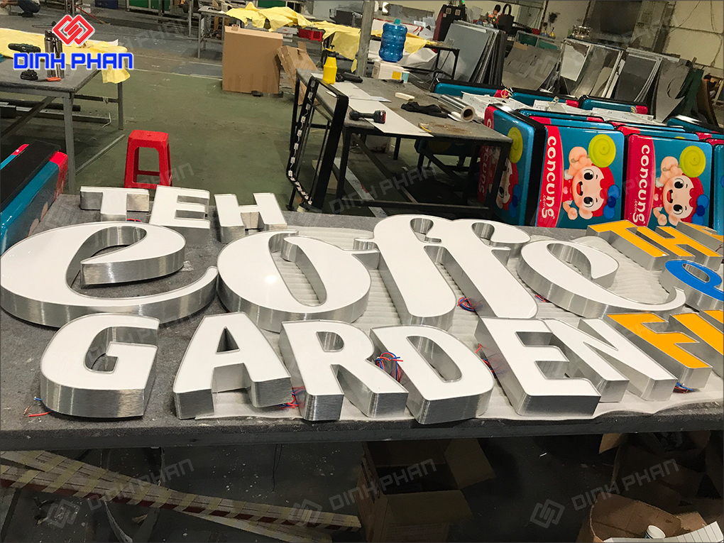 làm bảng hiệu Bình Định