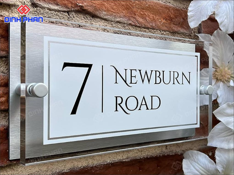 Làm biển số nhà theo yêu cầu